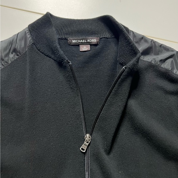Michael Kors sweater black size XL although wears like a Large great condition - Picture 6 of 8